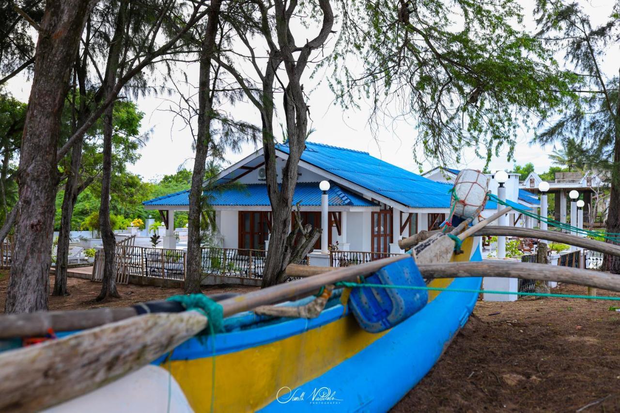 Ceylonta Beach Resort And Spa Hambantota Eksteriør billede