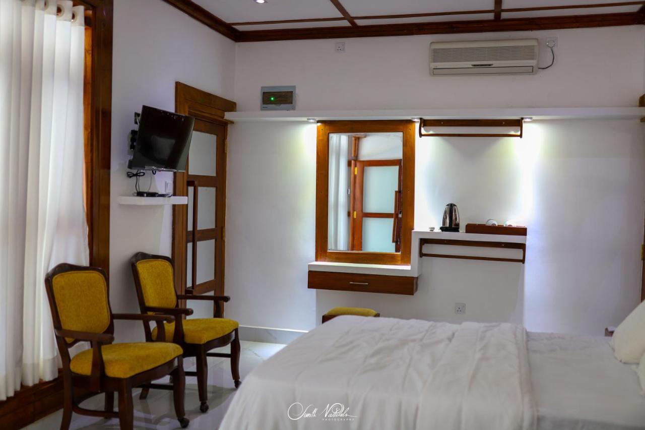 Ceylonta Beach Resort And Spa Hambantota Eksteriør billede