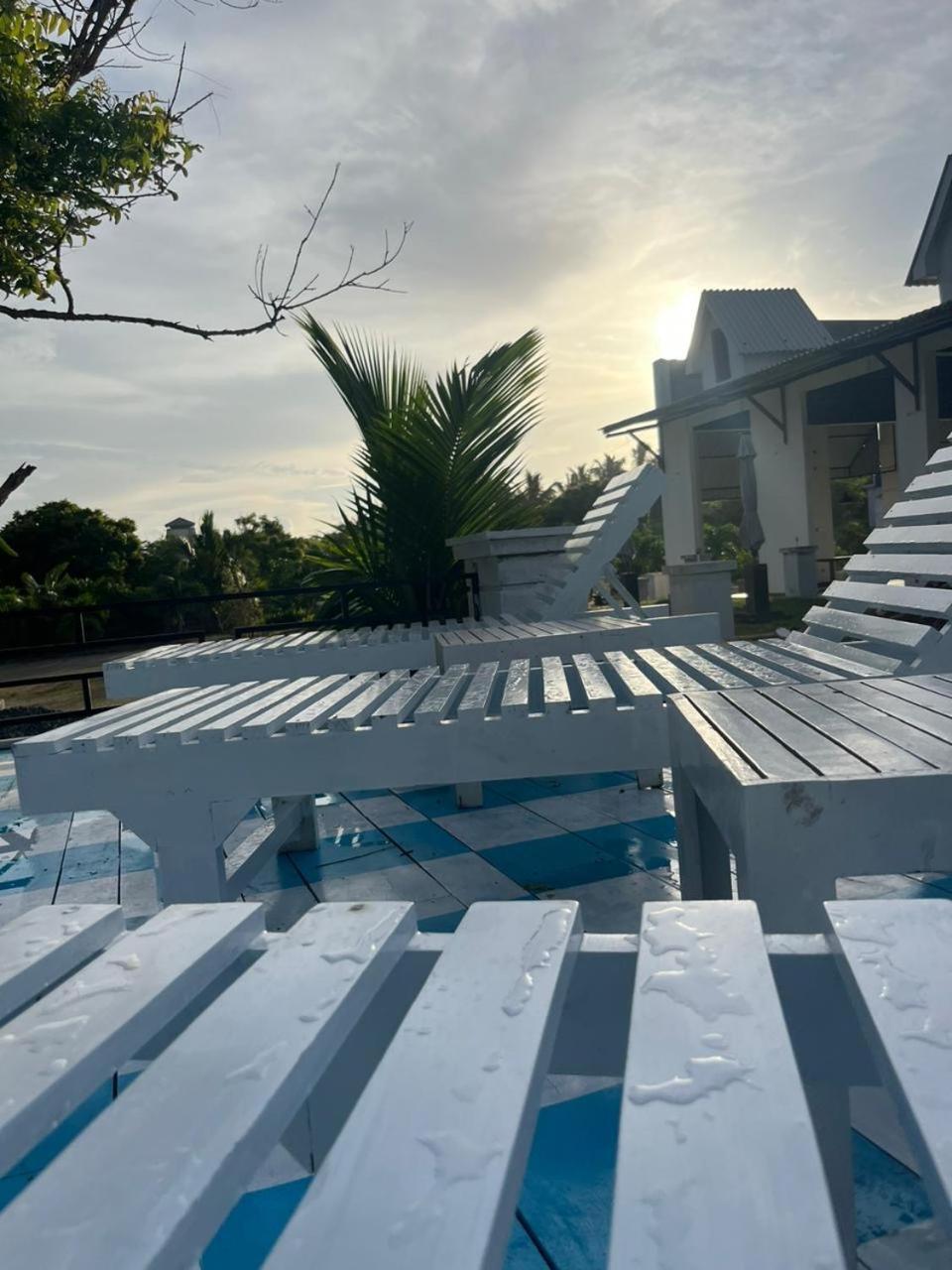 Ceylonta Beach Resort And Spa Hambantota Eksteriør billede